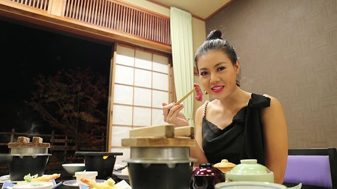 Dien-vien-Thanh-Huong-he-lo-lan-dau-an-thit-ngua-song-tai-Kumamoto-thanh-huong-1-1550027256-582-width660height371